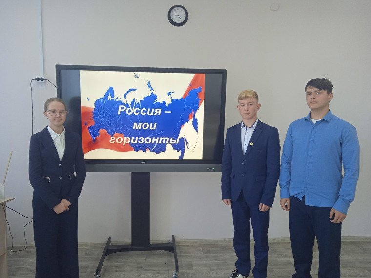 Приводится профориентация.