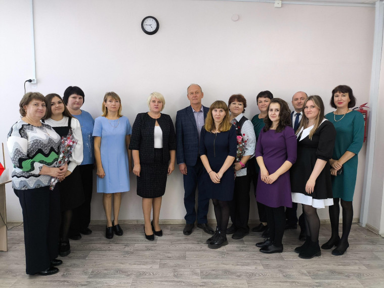 Поздравление с праздником.
